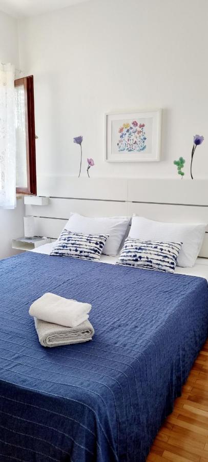 Apartments Severina ロヴィニ エクステリア 写真