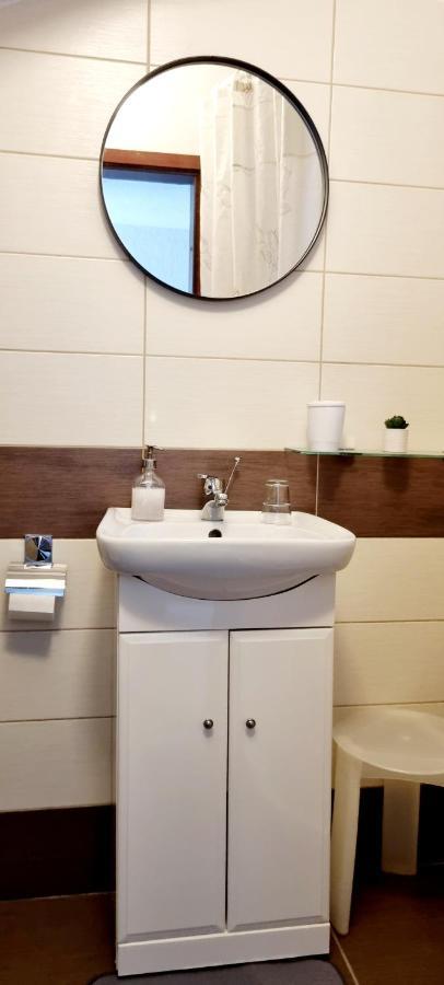 Apartments Severina ロヴィニ エクステリア 写真